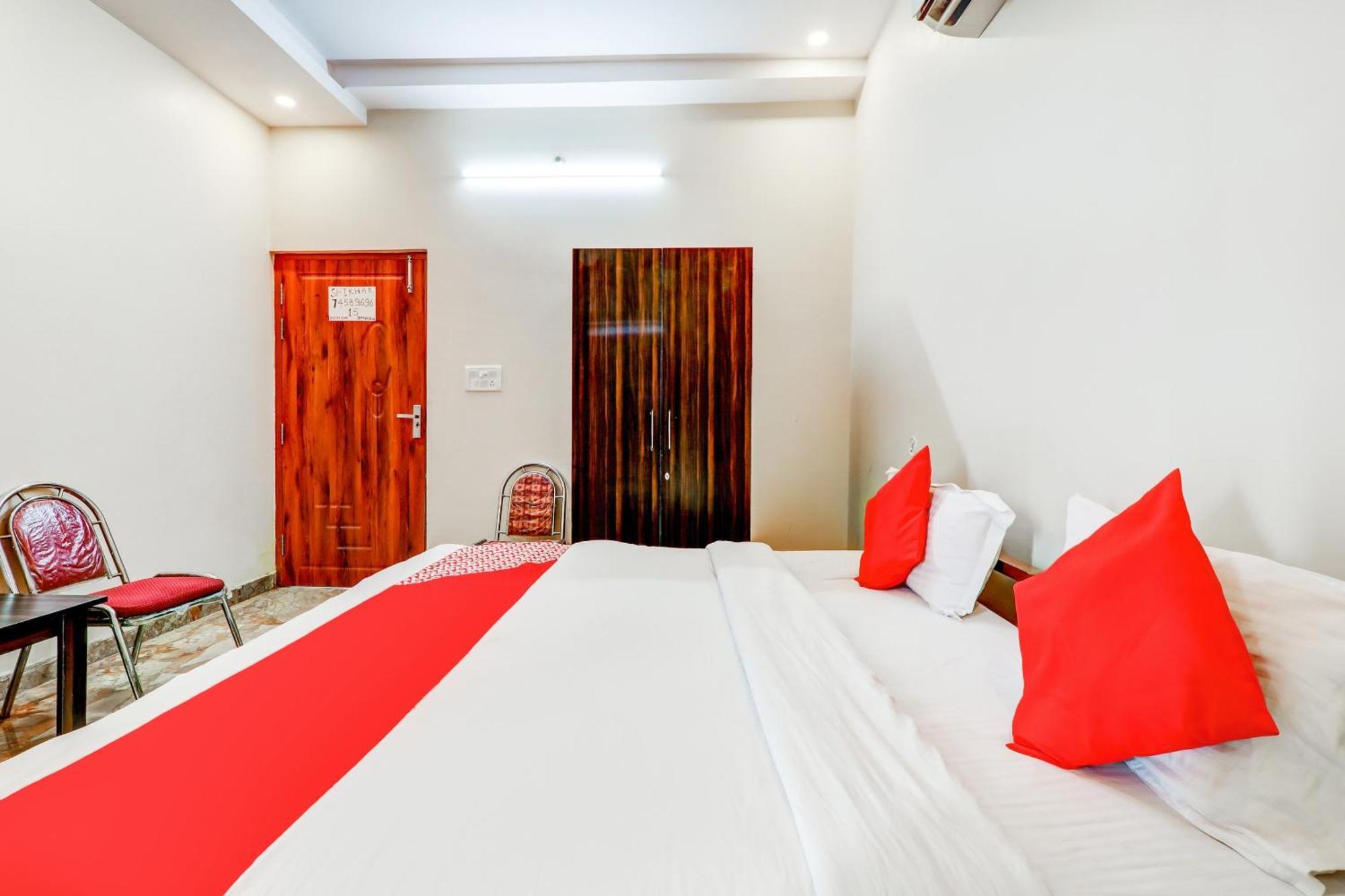 Oyo Flagship Raghuvar Palace Hotel Лакнау Екстериор снимка