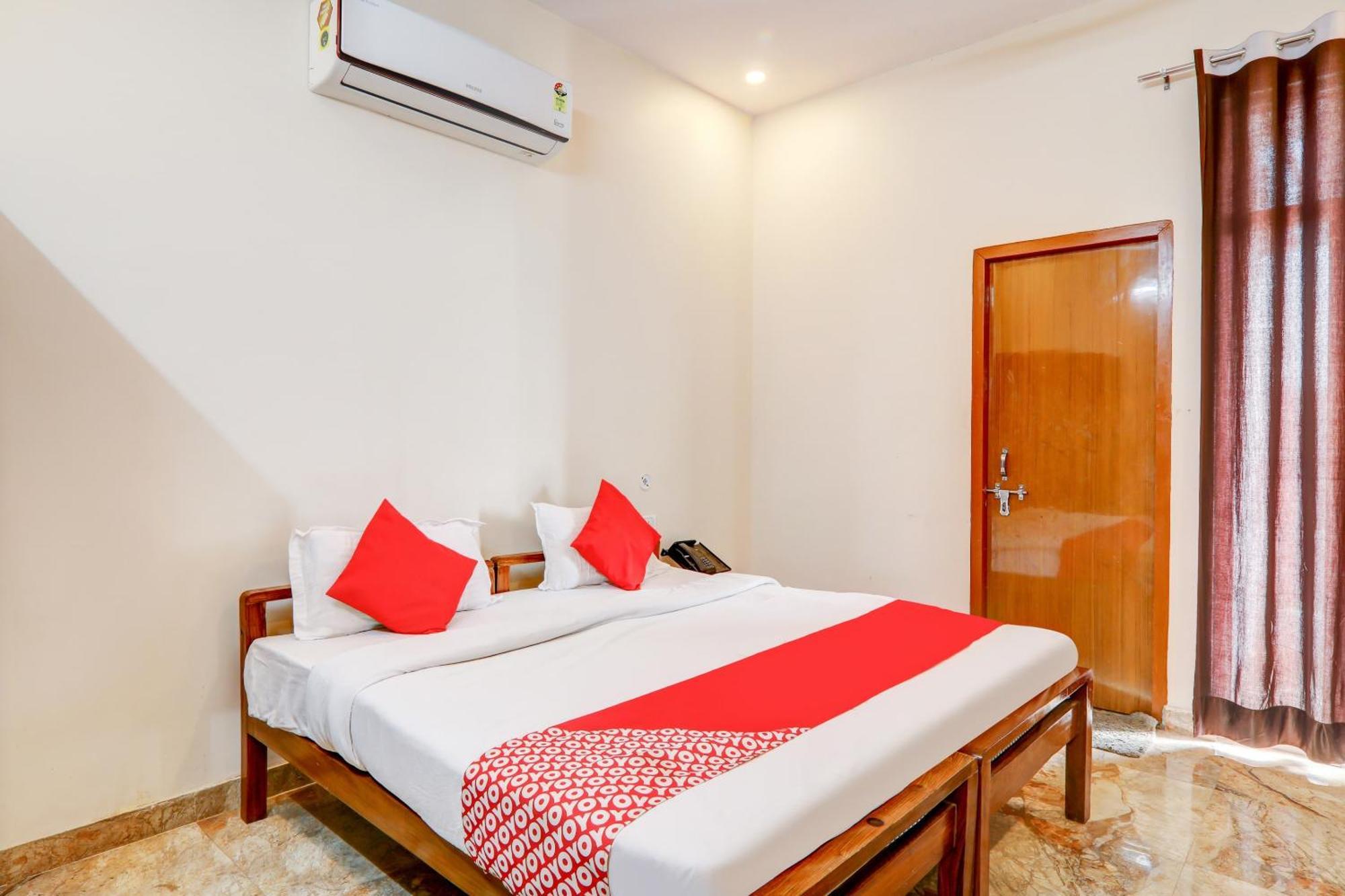 Oyo Flagship Raghuvar Palace Hotel Лакнау Екстериор снимка
